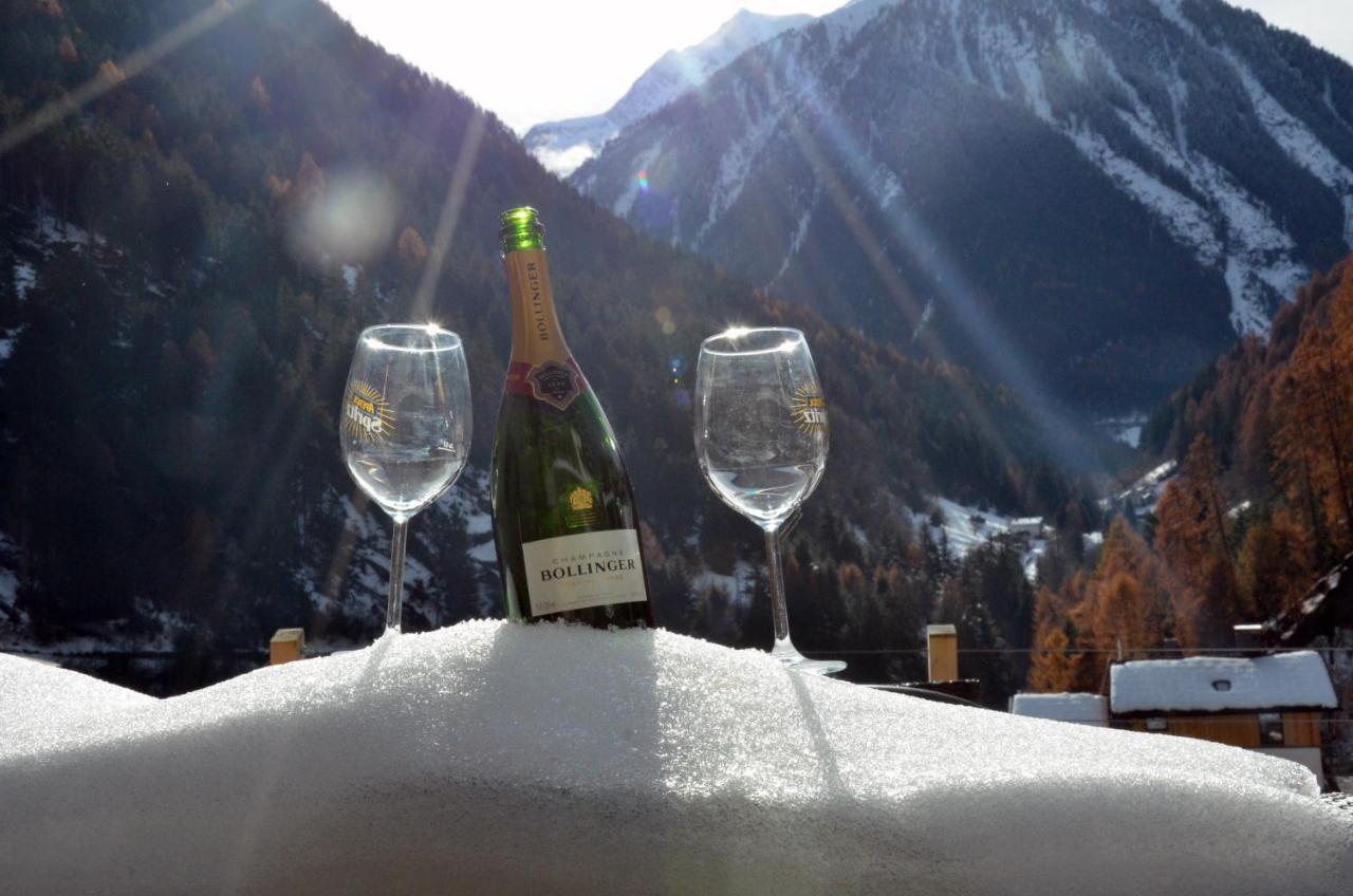 Stilfser Haeuschen Mit Blick Auf Koenig Ortler Villa Exterior foto